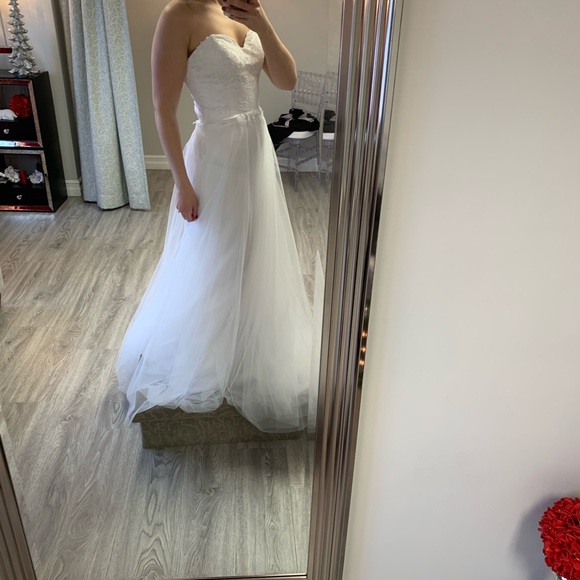 Brand New! Wedding Dress - Picture 13 of 14